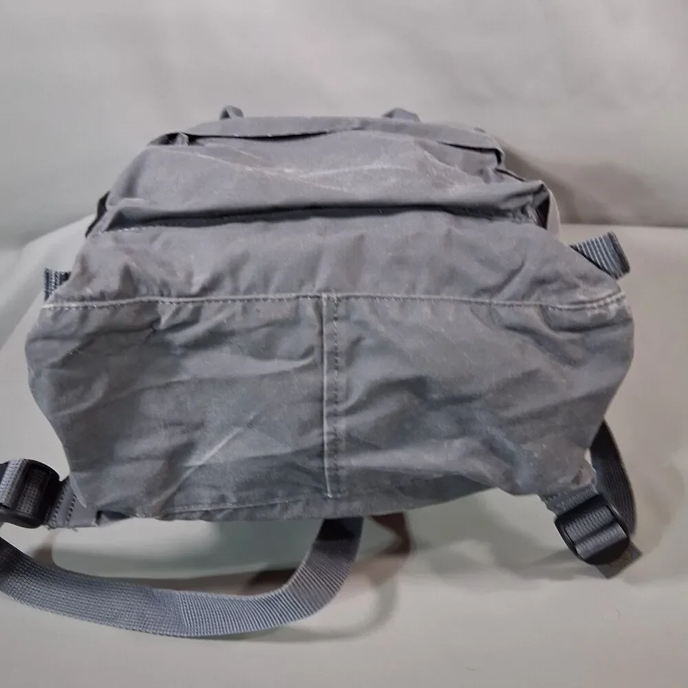Fjallraven Kanken Backpack Graphite Grey Water Resistant Daypack 16L 23510